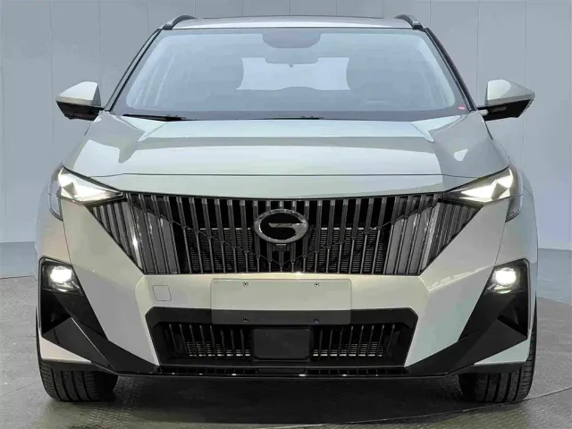 GAC Trumpchi GS3 — Фото автомобиля 2