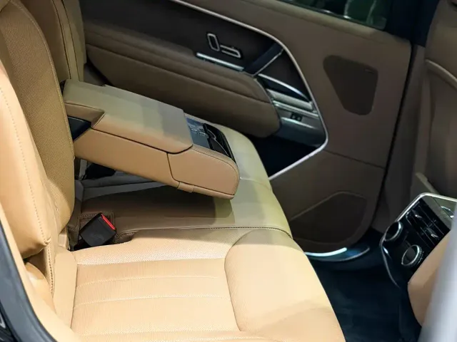 Land Rover Range Rover — Фото автомобиля 7