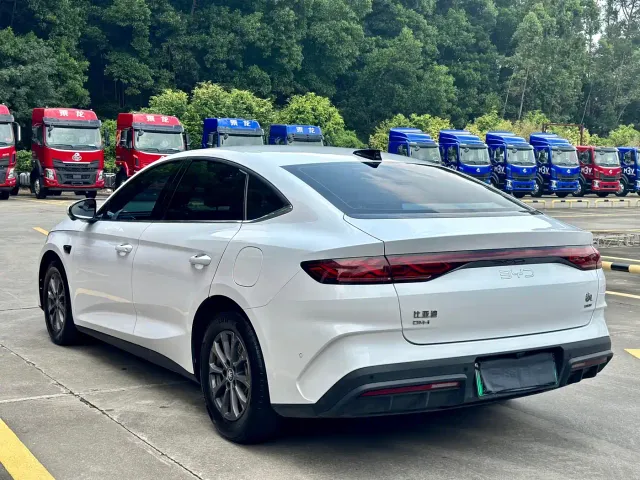 BYD Qin L — Фото автомобиля 6