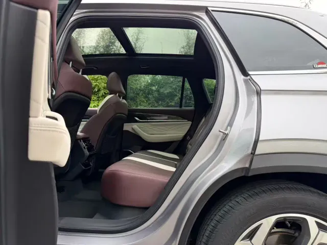 Geely Xingyue L — Фото автомобиля 13