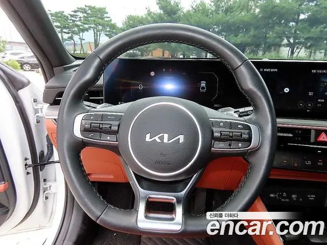 Kia K5 Generation 3 — Фото автомобиля 12