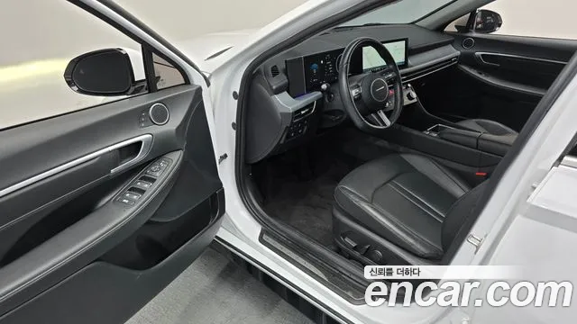 Hyundai Sonata — Фото автомобиля 15