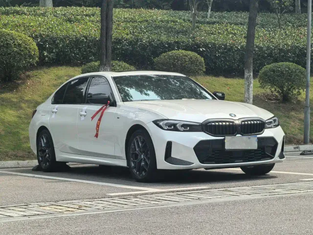 BMW 3 Series — Фото автомобиля 3