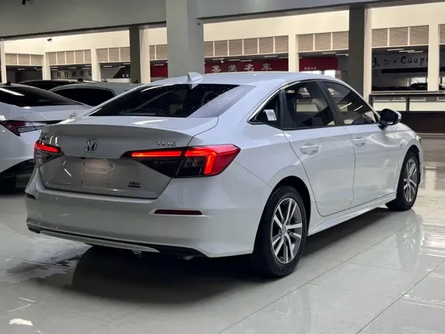 Honda Civic — Фото автомобиля 15