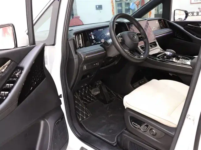 GAC Trumpchi M8 — Фото автомобиля 9