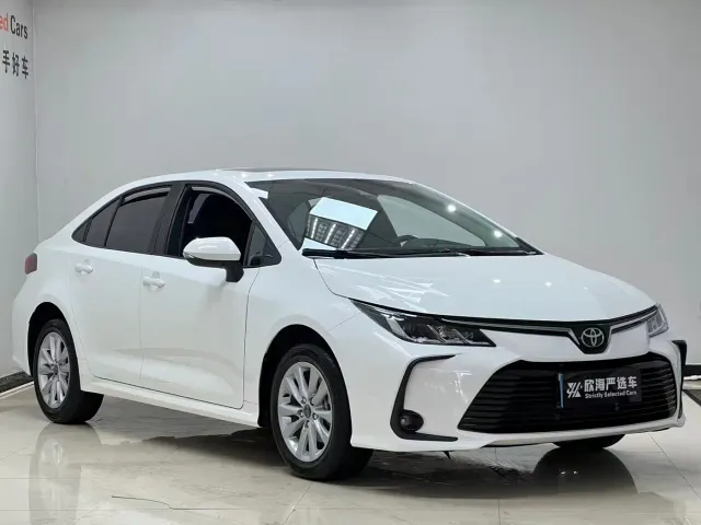 Toyota Corolla — Фото автомобиля 3