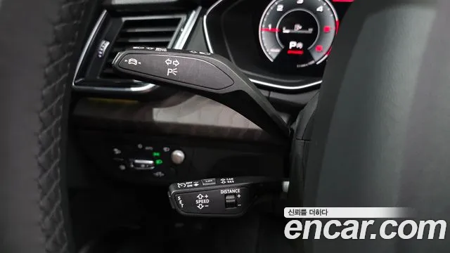 Audi Q5 40 TDI quattro Premium — Фото автомобиля 24