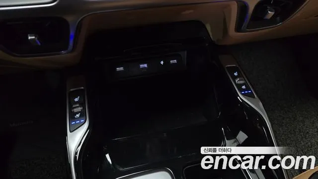 Kia Sorento Sorento 4-е поколение Дизель 2.2 2WD — Фото автомобиля 14