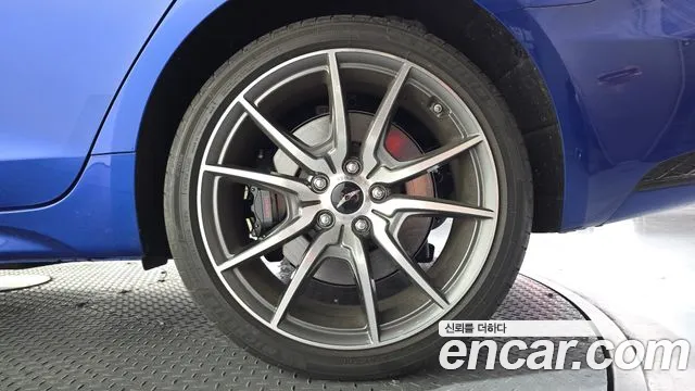 Genesis G70 — Фото автомобиля 21
