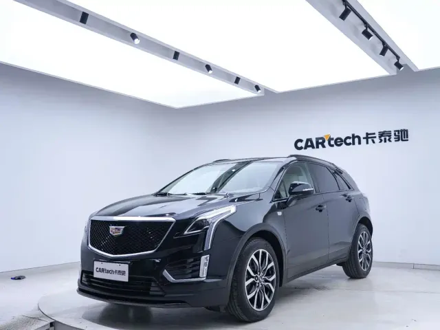 Cadillac XT5 — Фото автомобиля 9