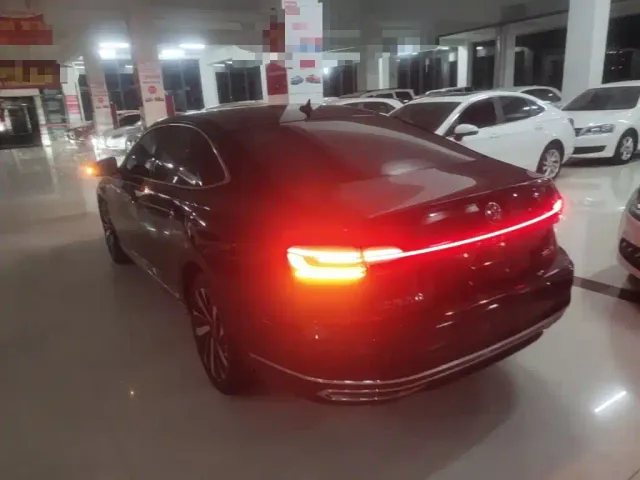 Volkswagen Passat 2024 380TSI Dragon Soaring Edition — Фото автомобиля 4
