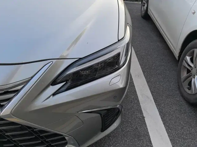 Lexus ES — Фото автомобиля 5