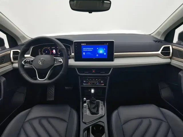 Volkswagen Tharu — Фото автомобиля 5