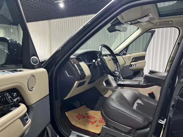 Land Rover Range Rover — Фото автомобиля 9