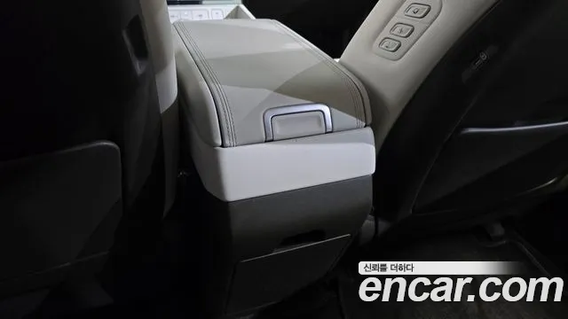Hyundai Santa Fe MX5 — Фото автомобиля 28