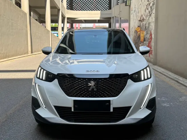 Peugeot 2008 — Фото автомобиля 2