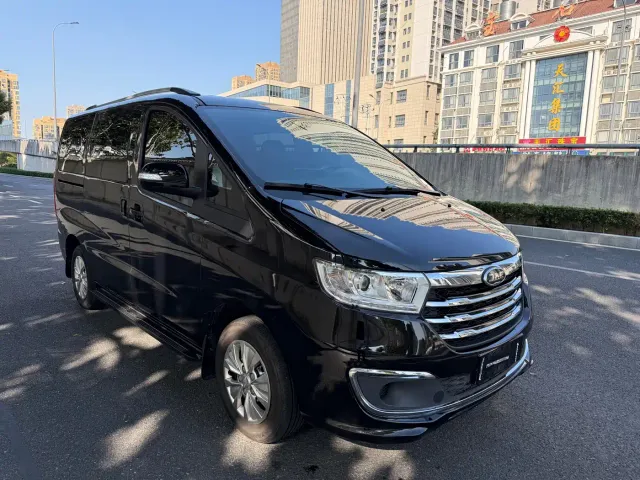 JAC Refine M3 — Фото автомобиля 3