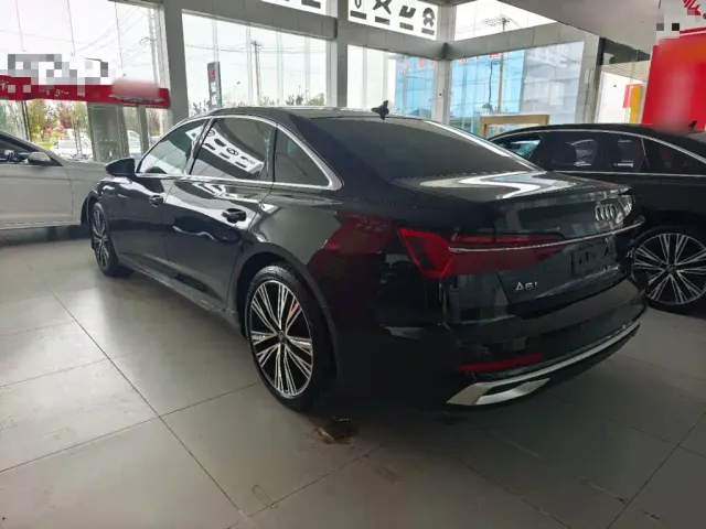 Audi A6L — Фото автомобиля 4