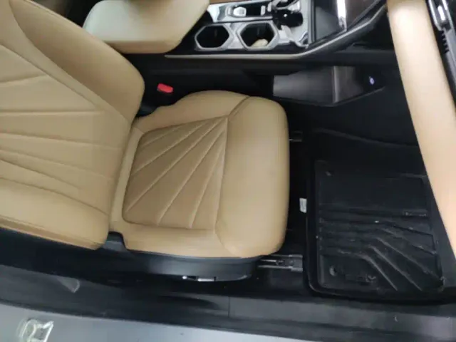 Geely Boyue L — Фото автомобиля 24