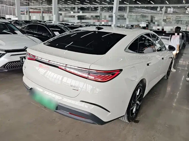 BYD Seal 07 DM-i — Фото автомобиля 6