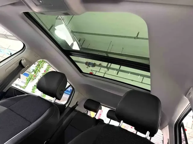 Volkswagen Tanying 2021 1.5L Automatic Smart Connect Edition — Фото автомобиля 5