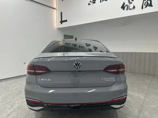 Volkswagen Lavida 2023 280TSI DSG Starlight Comfort Edition — Фото автомобиля 5