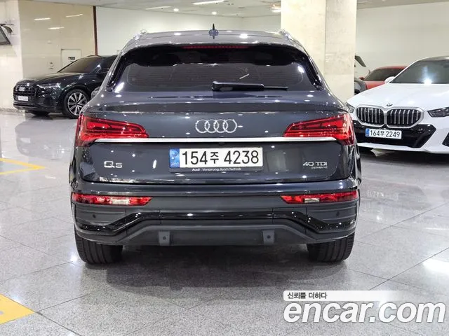 Audi Q5 40 TDI quattro Sportback — Фото автомобиля 3