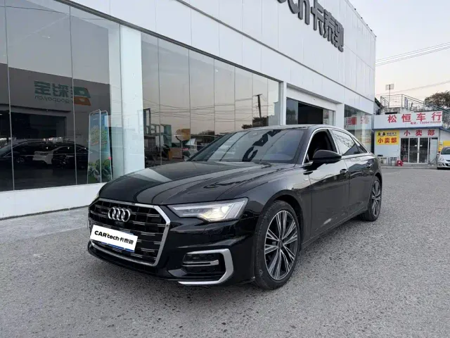 Фотография автомобиля — Audi A6L