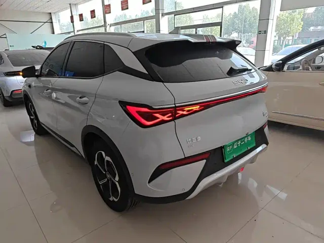 BYD Yuan PLUS — Фото автомобиля 4