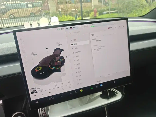 Tesla Model Y — Фото автомобиля 7