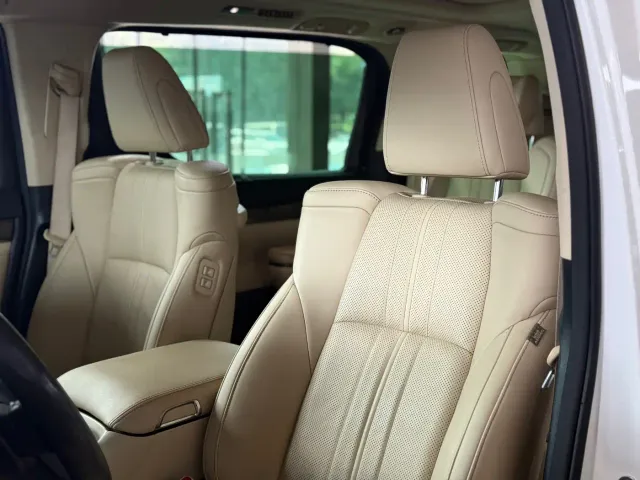Toyota Vellfire — Фото автомобиля 13