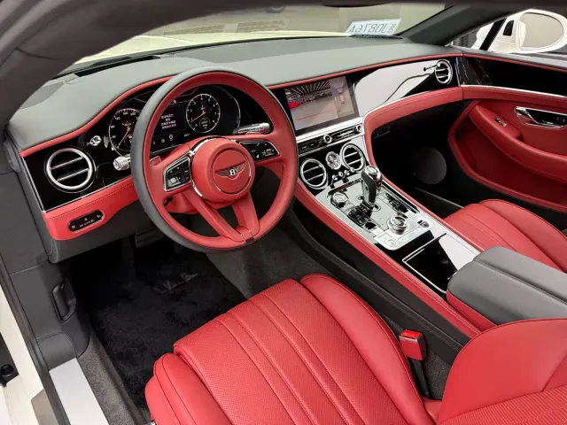 Bentley Continental — Фото автомобиля 8