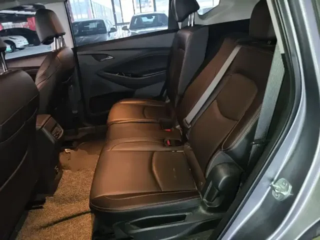 Chevrolet Volando 2020 Mild Hybrid Redline 530T Automatic Premium Edition (5+2 seater) — Фото автомобиля 16
