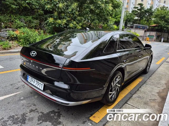 Hyundai Grandeur Grandeur (GN7) 2.5 Бензин 2WD — Фото автомобиля 6