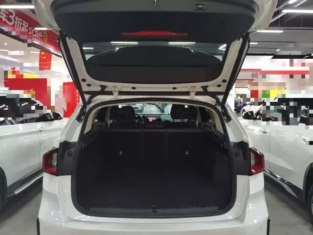BMW X1 — Фото автомобиля 18