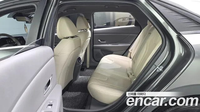 Hyundai Avante CN7 — Фото автомобиля 26