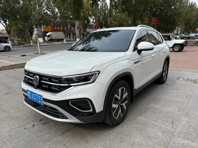 Фотография автомобиля — Volkswagen Tayron