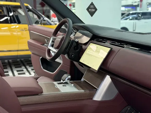 Land Rover Range Rover — Фото автомобиля 9
