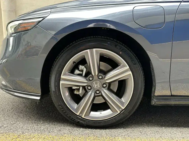 Honda Accord — Фото автомобиля 6