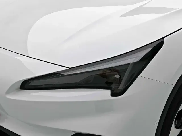 Arcfox Alpha T5 — Фото автомобиля 14