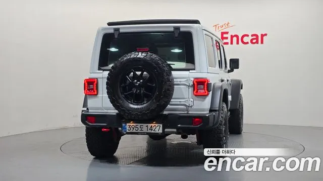 Jeep Wrangler JL — Фото автомобиля 4