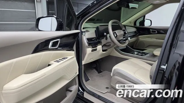 Kia Carnival — Фото автомобиля 15