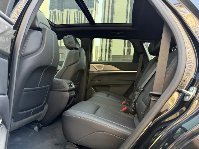 Cadillac XT5 — Фото автомобиля 7