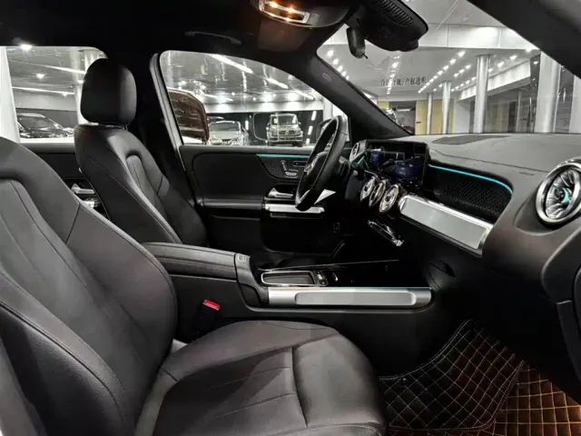 Mercedes-Benz GLB-Class — Фото автомобиля 17
