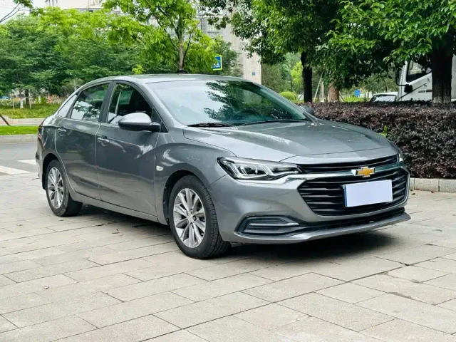 Chevrolet Monza — Фото автомобиля 3