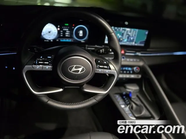 Hyundai Avante CN7 — Фото автомобиля 8