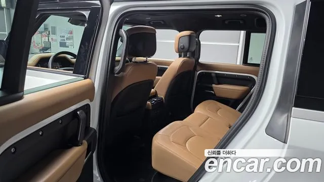 Land Rover Defender L663 — Фото автомобиля 26