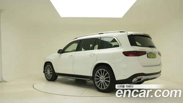 Mercedes-Benz GLS-Class — Фото автомобиля 15