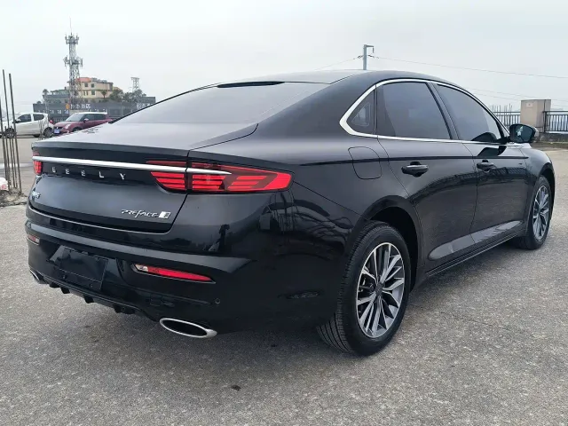 Geely Xingrui — Фото автомобиля 4