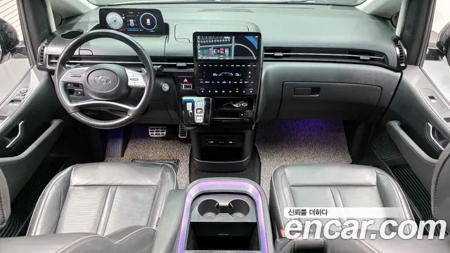 Hyundai Staria Staria 4WD Lounge 9 мест — Фото автомобиля 7